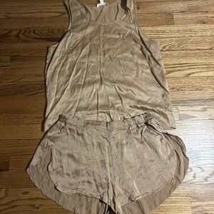 Lunya Tan Sleepwear Set